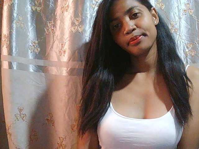 Eva-011 live cam on BongaCams