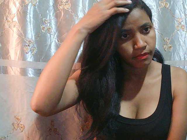 Eva-011 live cam on BongaCams