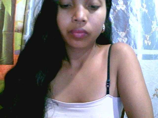 Eva-011 live cam on BongaCams