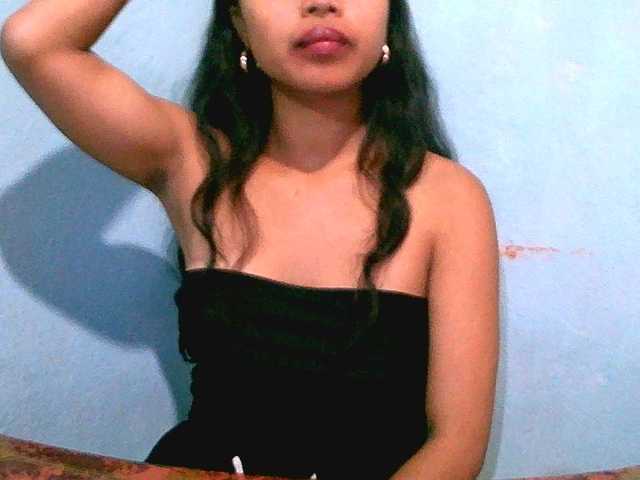 Eva-011 live cam on BongaCams