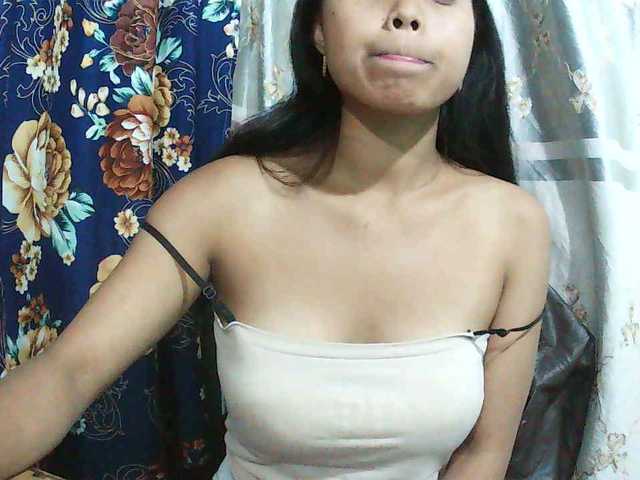 Eva-011 live cam on BongaCams