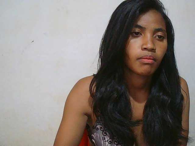 Eva-011 live cam on BongaCams