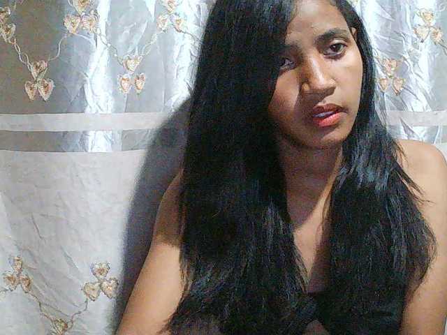 Eva-011 live cam on BongaCams