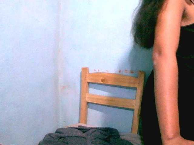 Eva-011 live cam on BongaCams