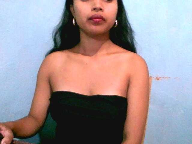 Eva-011 live cam on BongaCams
