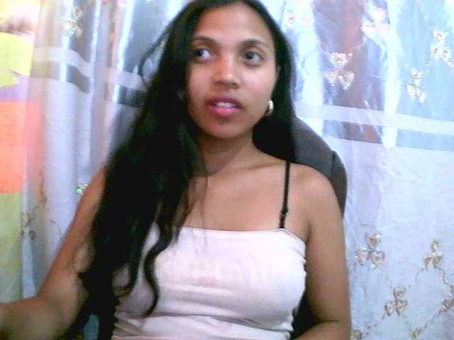 Eva-011 live cam on BongaCams