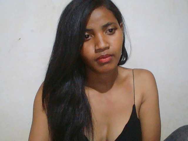 Eva-011 live cam on BongaCams