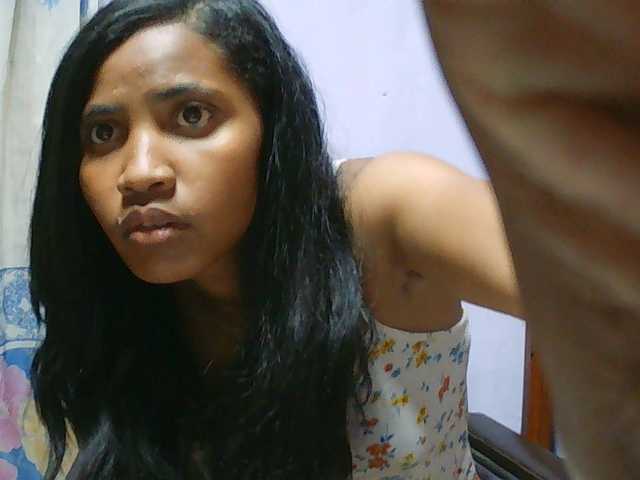 Eva-011 live cam on BongaCams