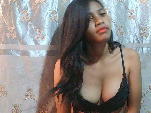 Eva-011 live cam on BongaCams