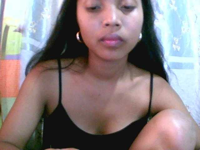 Eva-011 live cam on BongaCams