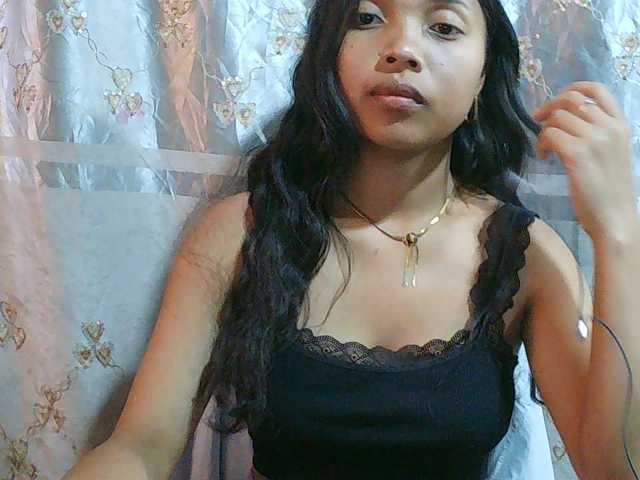 Eva-011 live cam on BongaCams