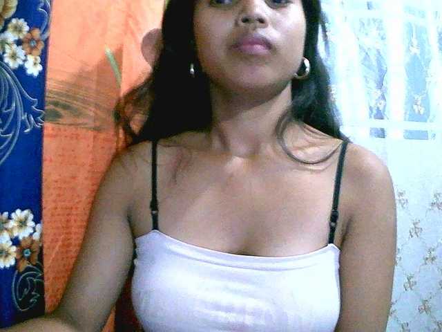 Eva-011 live cam on BongaCams