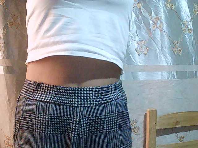 Eva-011 live cam on BongaCams