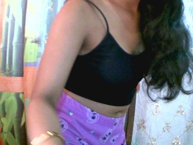 Eva-011 live cam on BongaCams