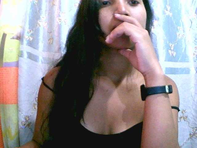 Eva-011 live cam on BongaCams