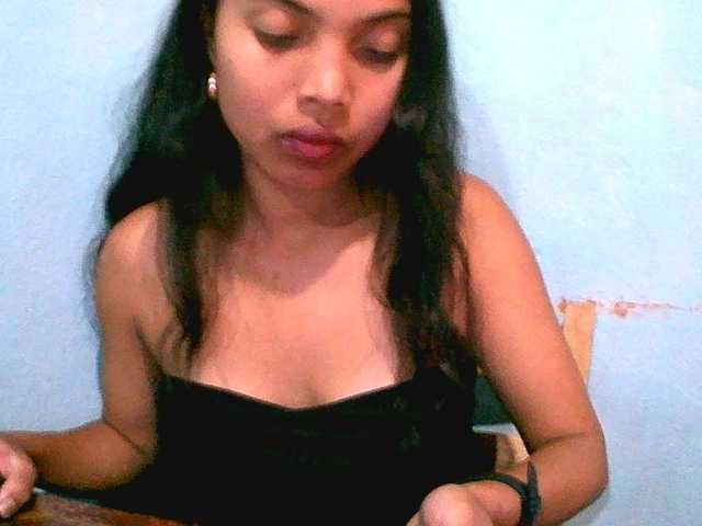 Eva-011 live cam on BongaCams