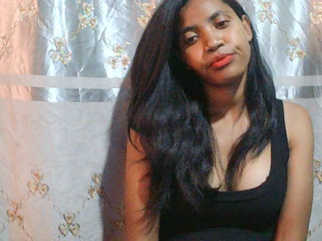 Eva-011 live cam on BongaCams