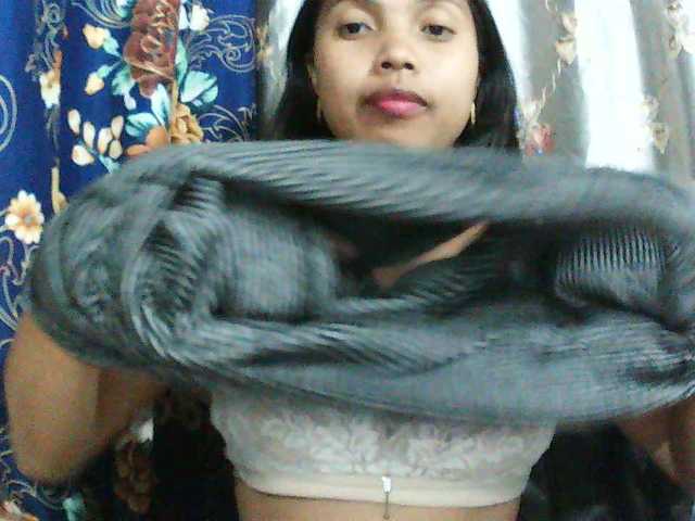 Eva-011 live cam on BongaCams