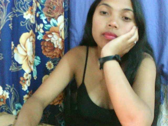 Eva-011 live cam on BongaCams