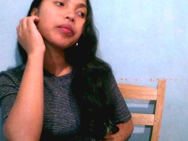 Eva-011 live cam on BongaCams
