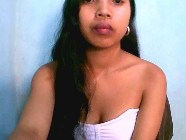 Eva-011 live cam on BongaCams
