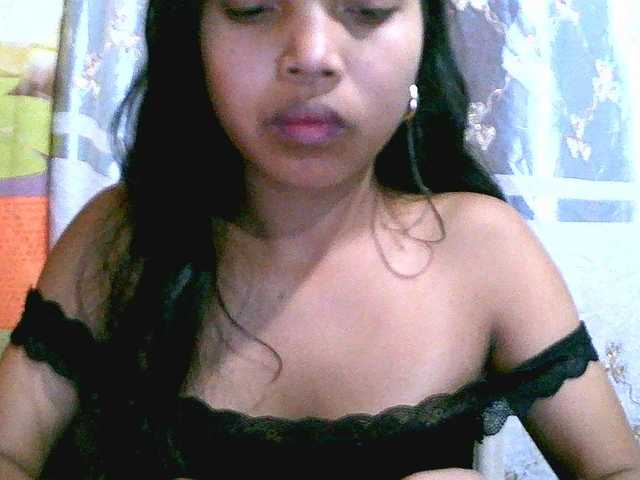 Eva-011 live cam on BongaCams