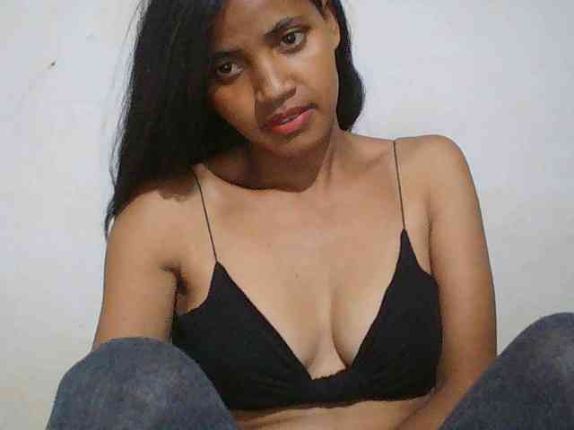 Eva-011 webcam