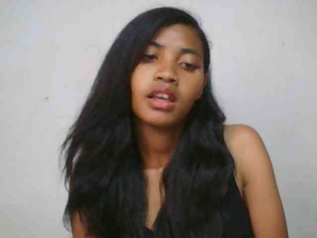 Eva-011 webcam