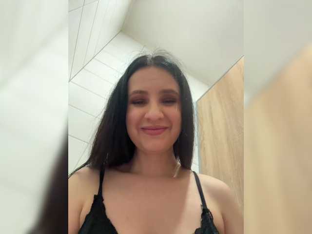 EvaRoughe's BongaCams profile