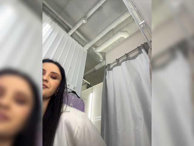 EvaRoughe's BongaCams profile