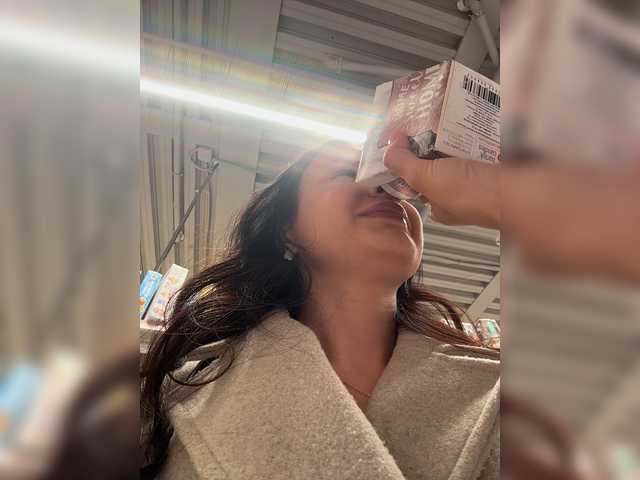 EvaRoughe's BongaCams show and profile