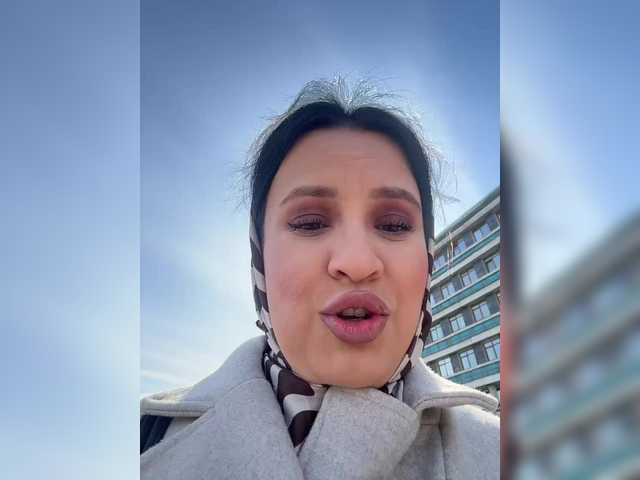 EvaRoughe's BongaCams show and profile