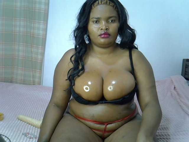 Sexxyebony254 live cam on BongaCams