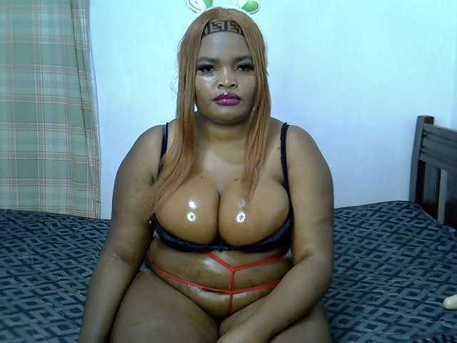 Sexxyebony254 live cam on BongaCams