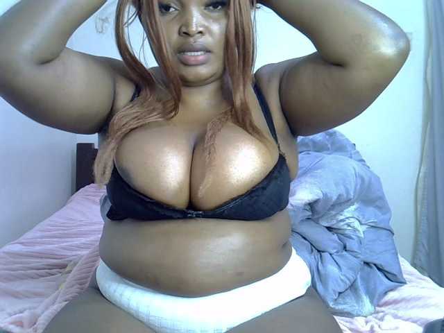 Sexxyebony254 live cam on BongaCams