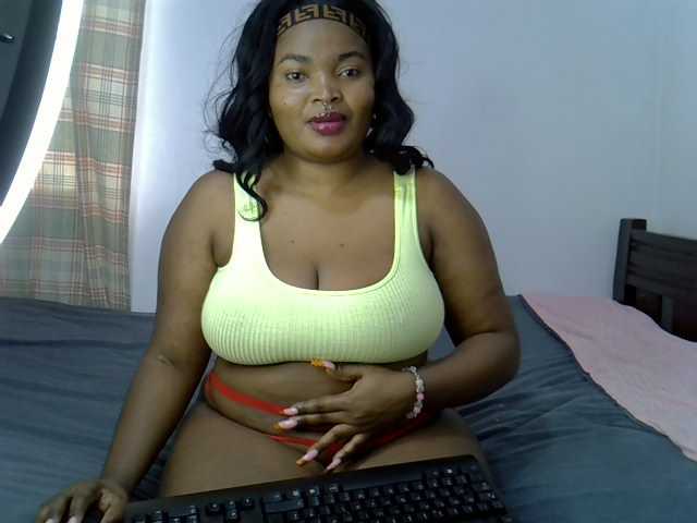 Sexxyebony254 live cam on BongaCams