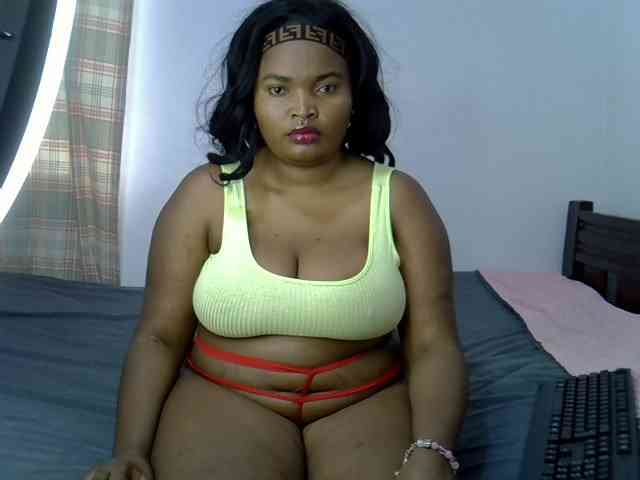 Sexxyebony254 webcam