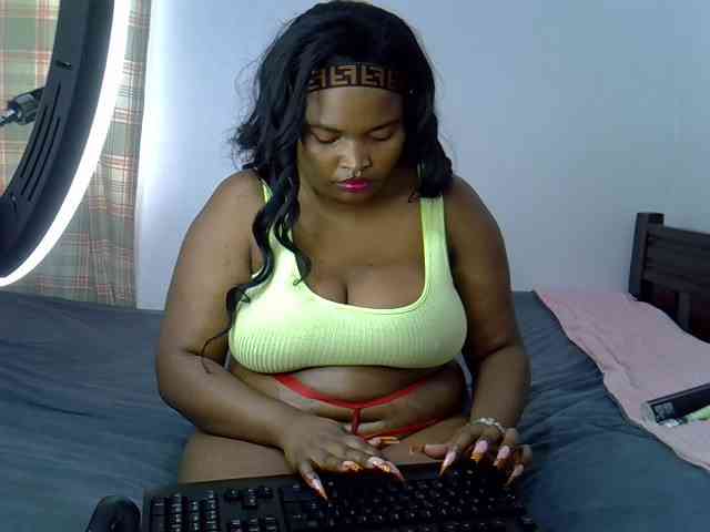 Sexxyebony254 webcam
