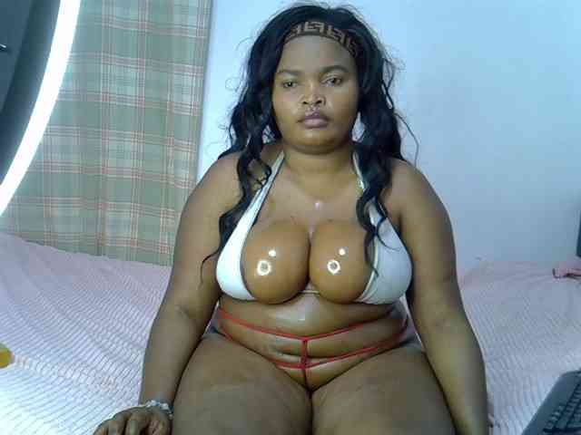 Sexxyebony254 webcam