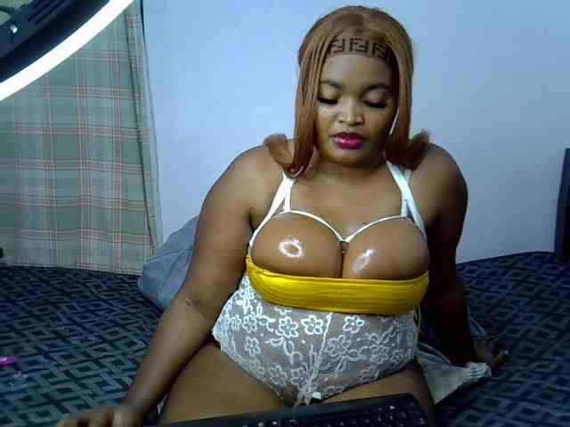 Sexxyebony254 webcam