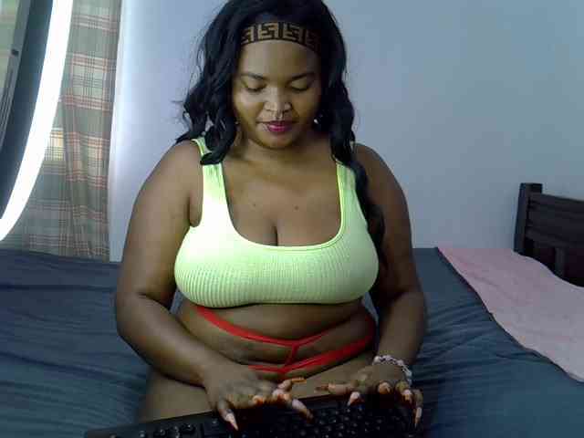 Sexxyebony254 webcam