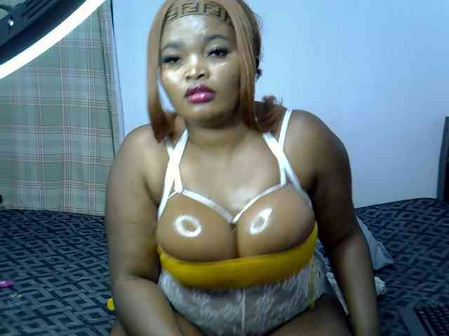 Sexxyebony254 webcam