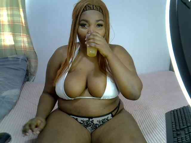 Sexxyebony254 webcam