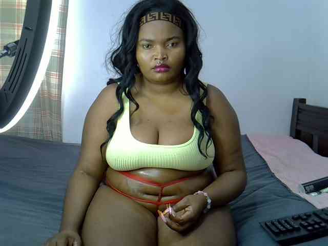 Sexxyebony254 webcam