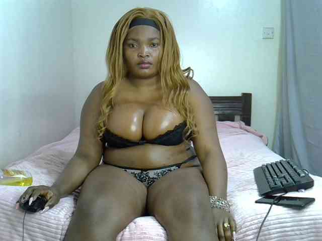 Sexxyebony254 webcam