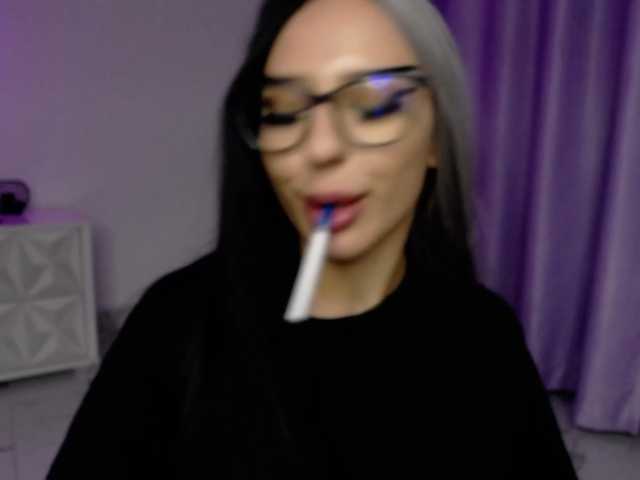RavenFoxy live cam on BongaCams