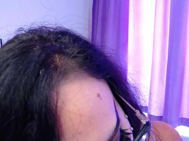 RavenFoxy live cam on BongaCams
