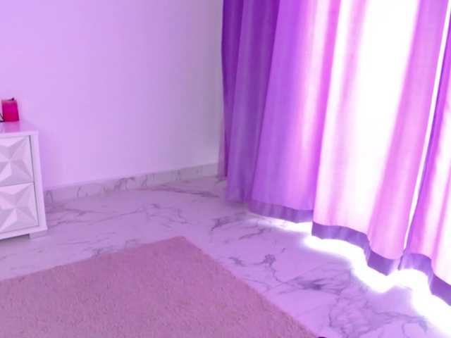 RavenFoxy live cam on BongaCams