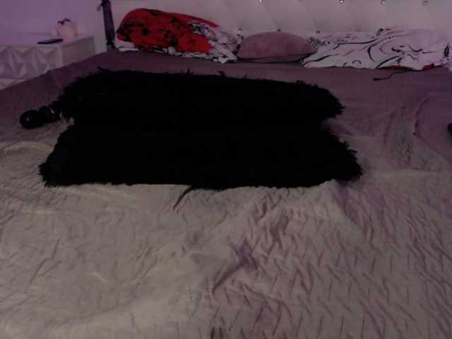 RavenFoxy live cam on BongaCams