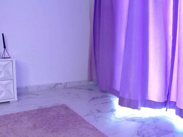RavenFoxy live cam on BongaCams